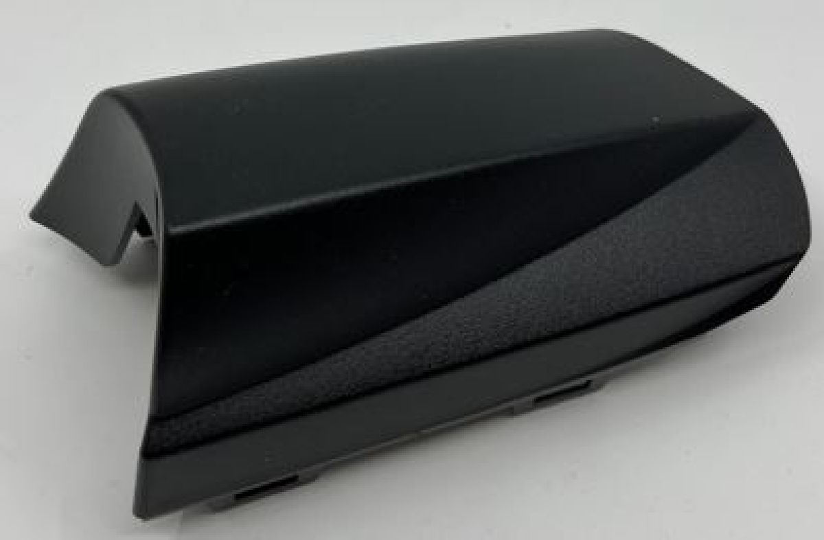 Abdeckung vorne unten