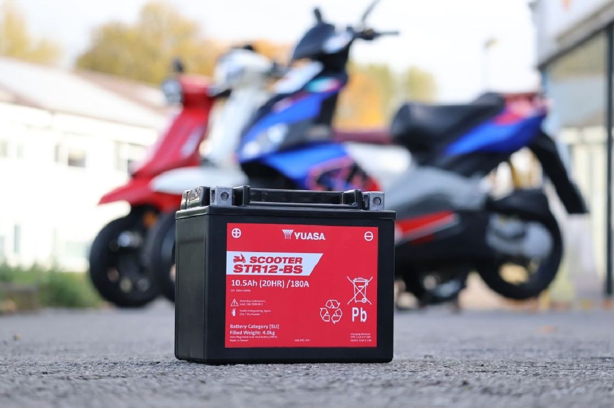 Scooter AGM 12V/10Ah/180A LxBxH: 150 // 87 // 130 // S:1